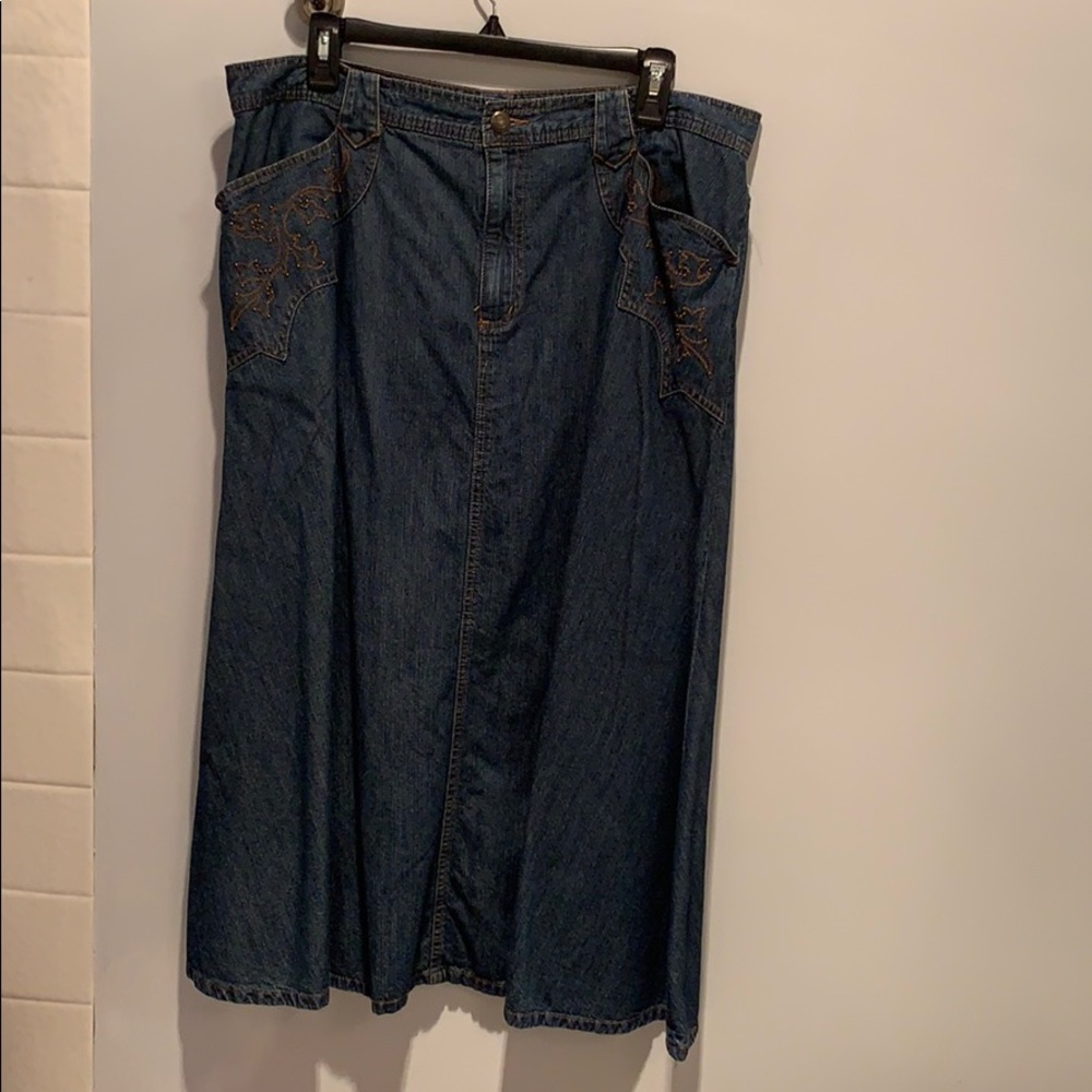 Skirt